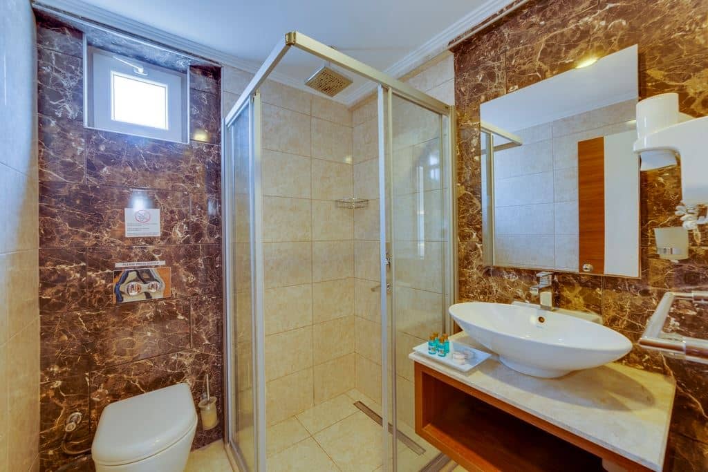 rooms-family-room