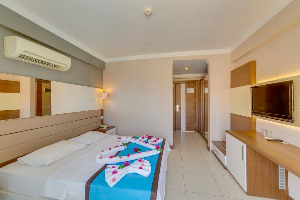rooms-standard-room