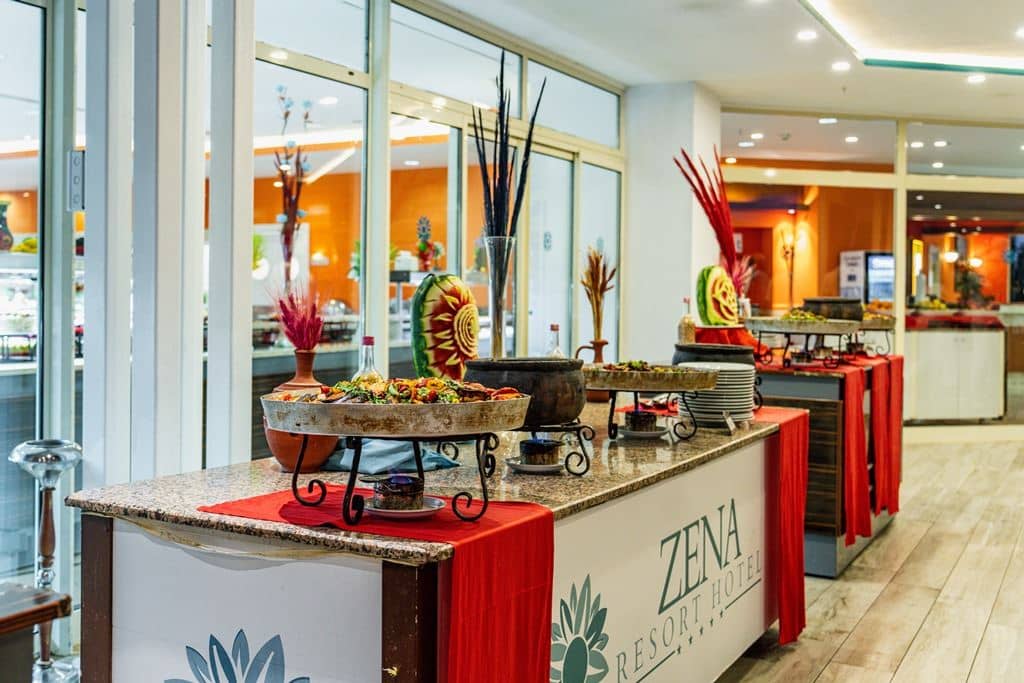 restaurants-papaya-restaurant