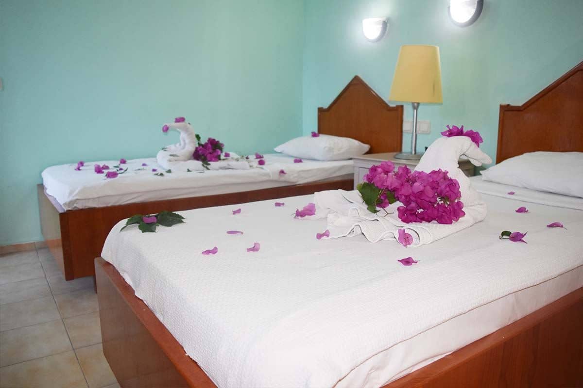 rooms-standard-room