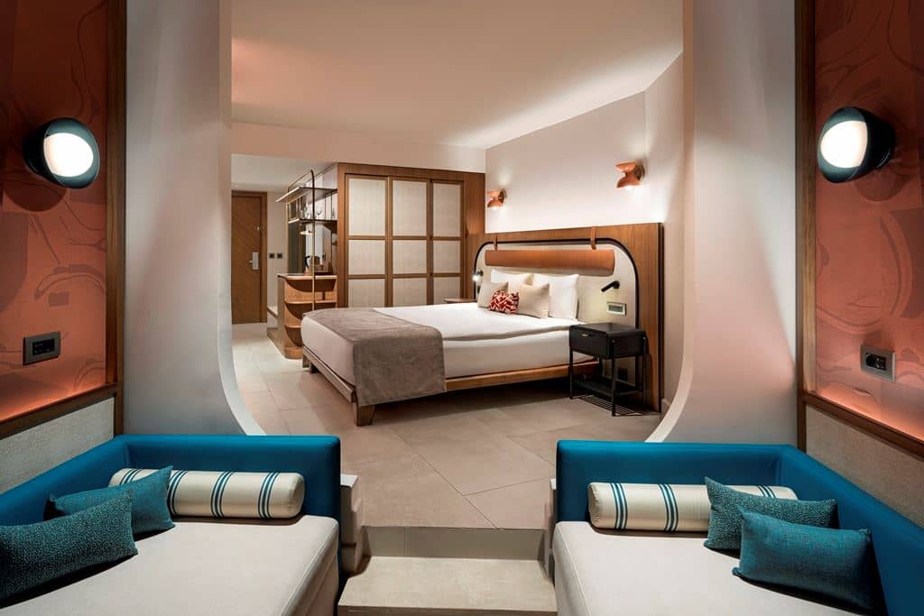 rooms-deluxe-large-side-sea-view-type-2ad
