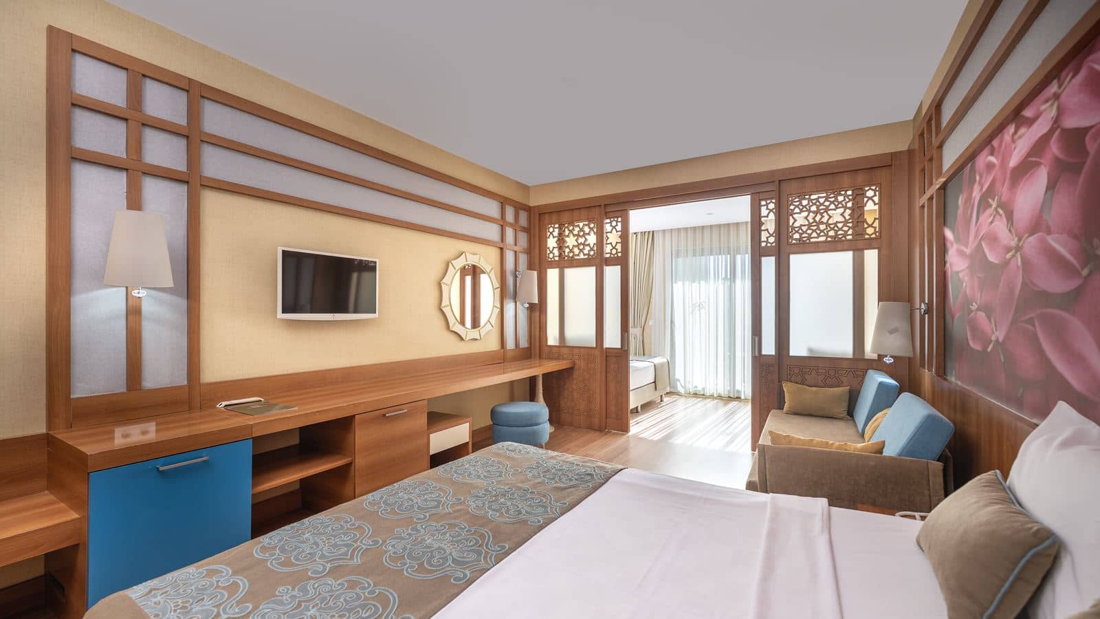 rooms-family-land-view