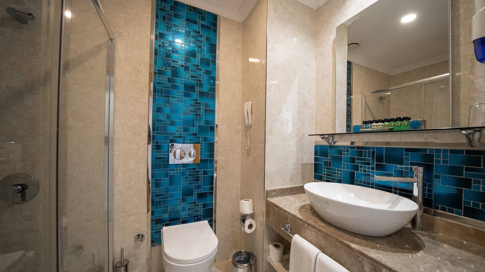 rooms-family-room