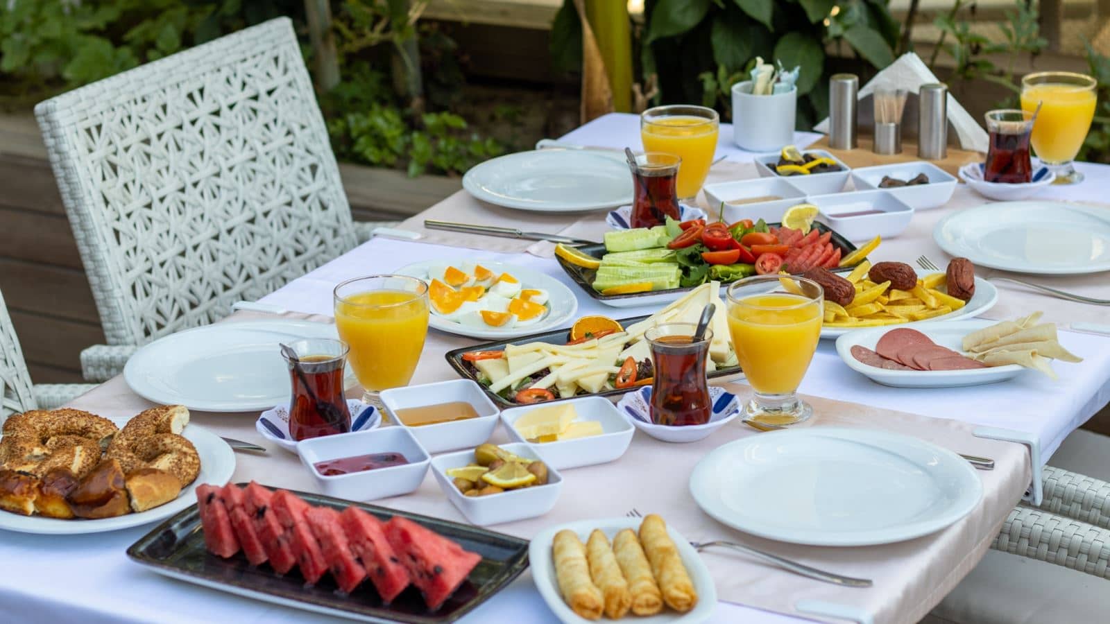 restaurants-restaurant