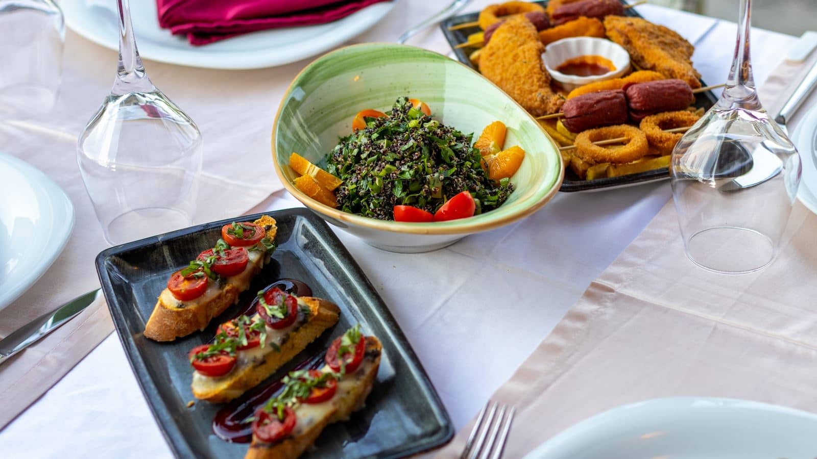 restaurants-restaurant