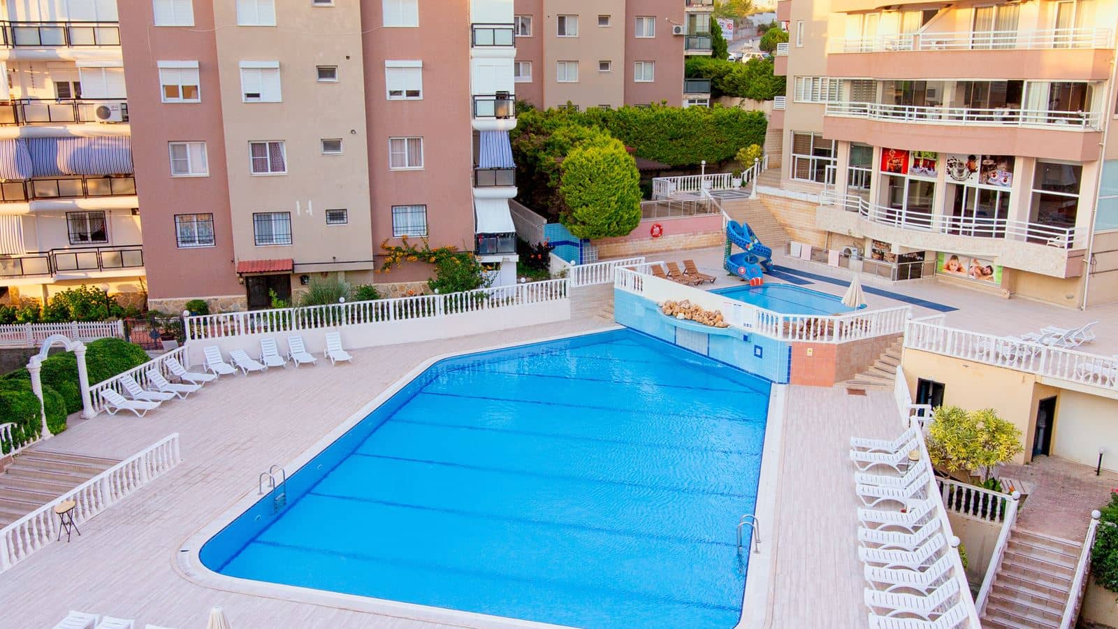 pools-outdoor-pool