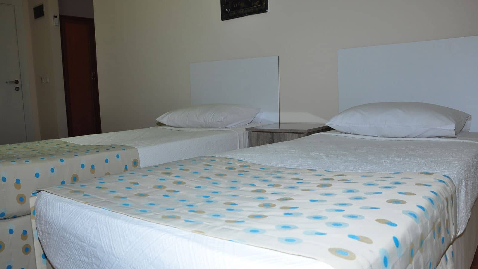 rooms-standard-room