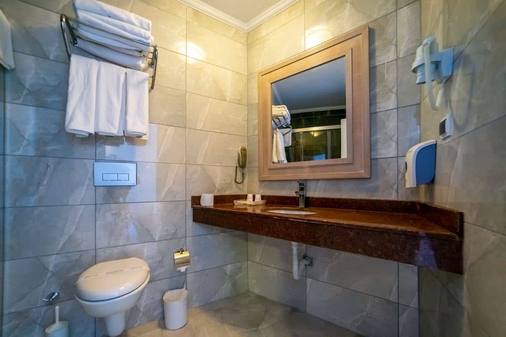 rooms-standard-room