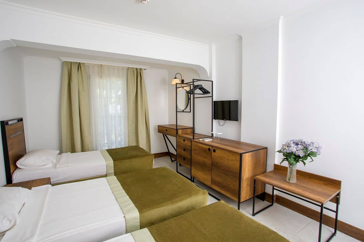 rooms-standard-room