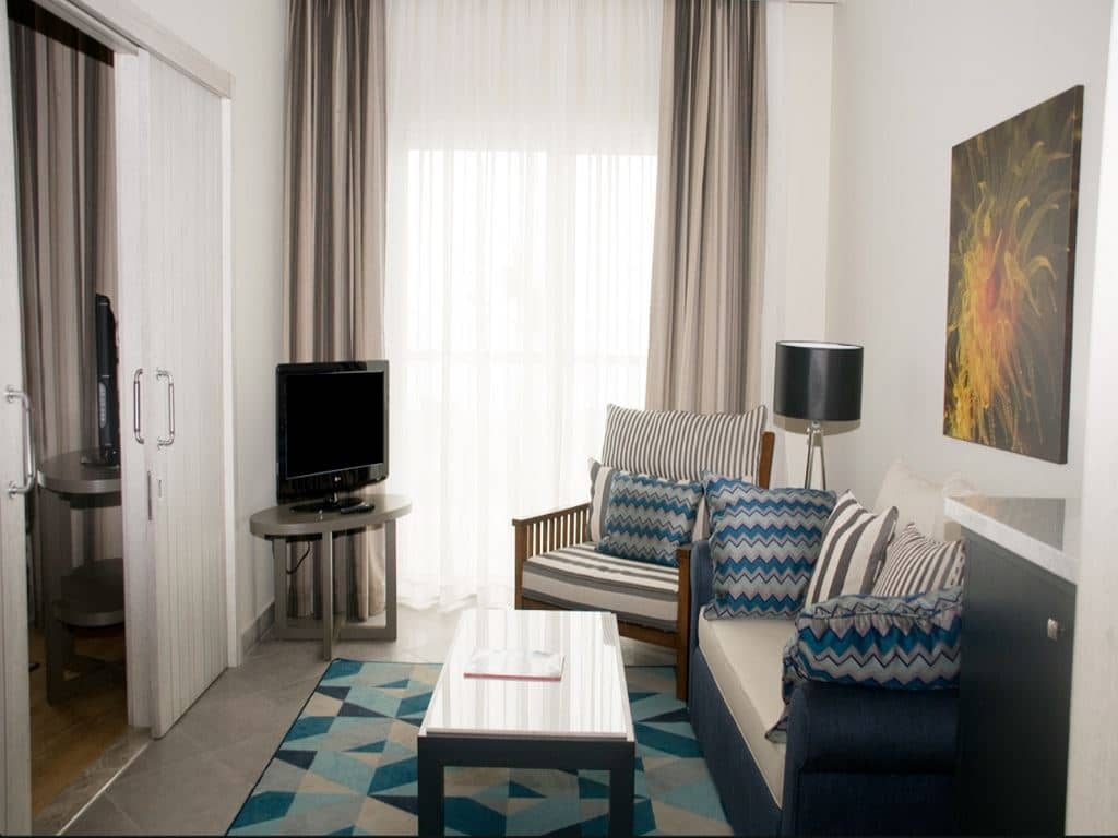 rooms-deluxe-suite