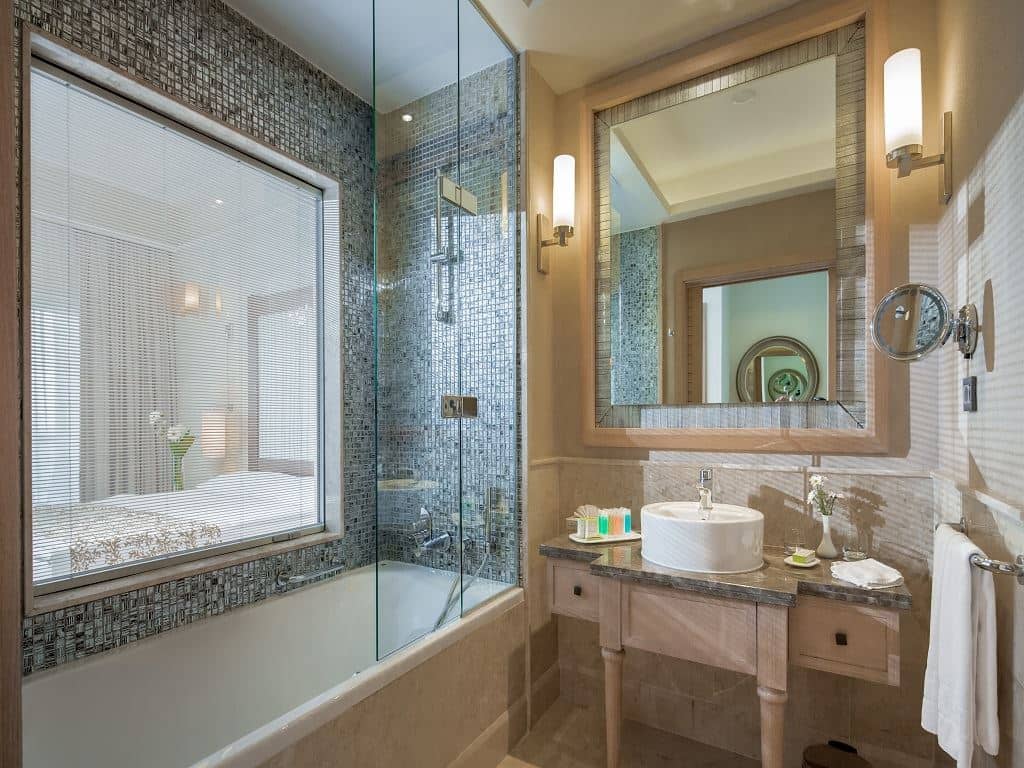 rooms-royal-villa
