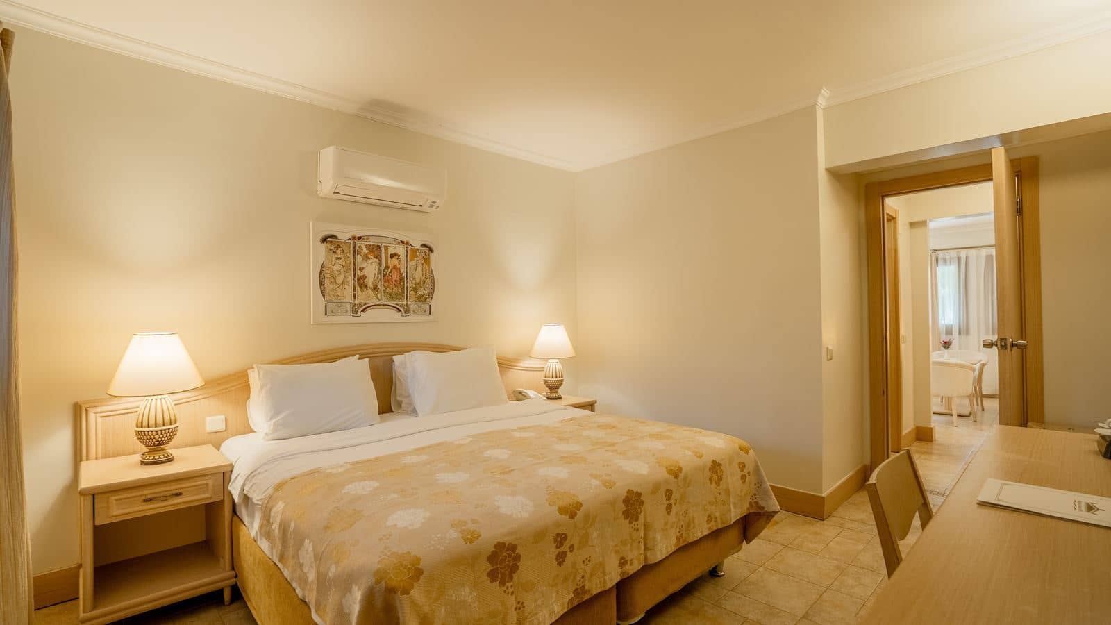 rooms-suite