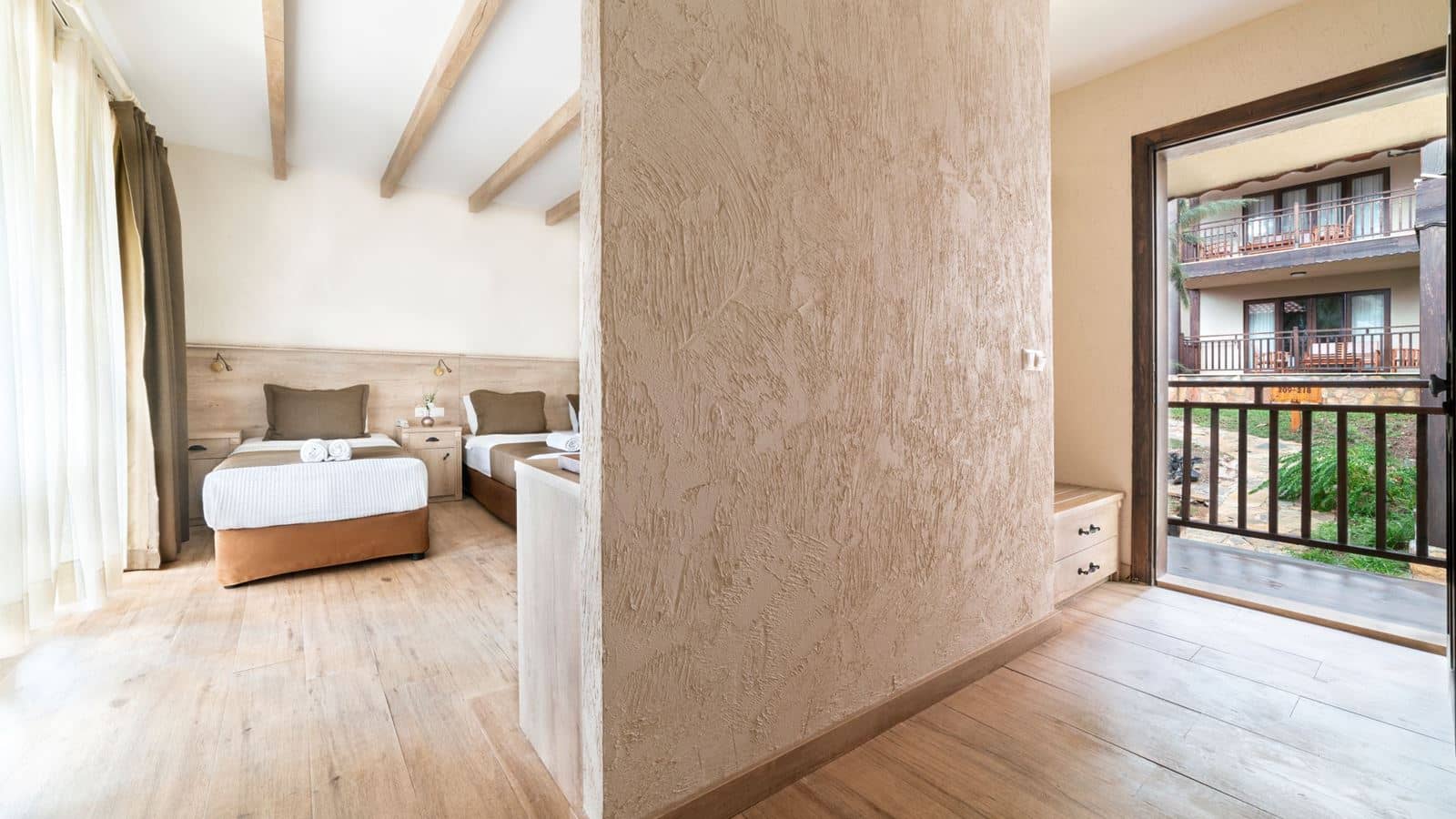 rooms-forest-suites