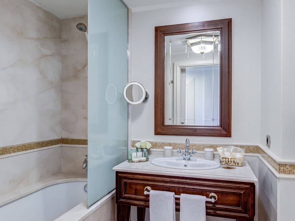 rooms-premium-room-seaview