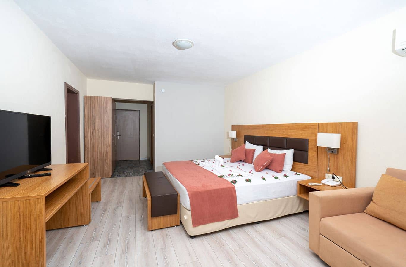 rooms-family-room
