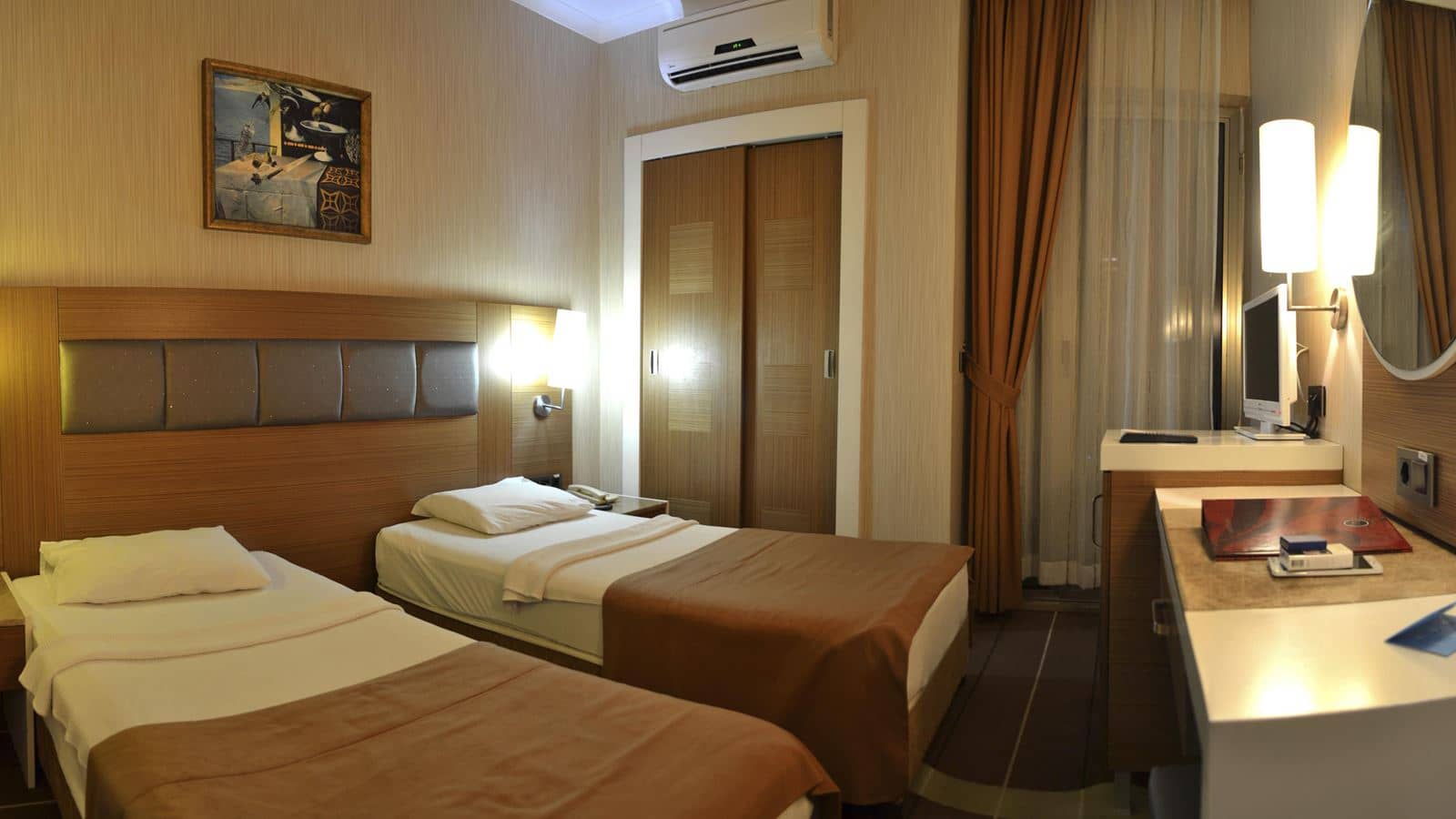 rooms-standard-room