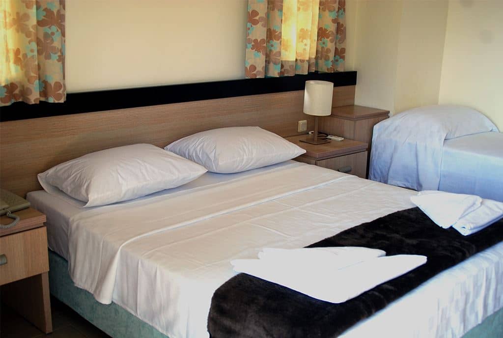 rooms-standard-room