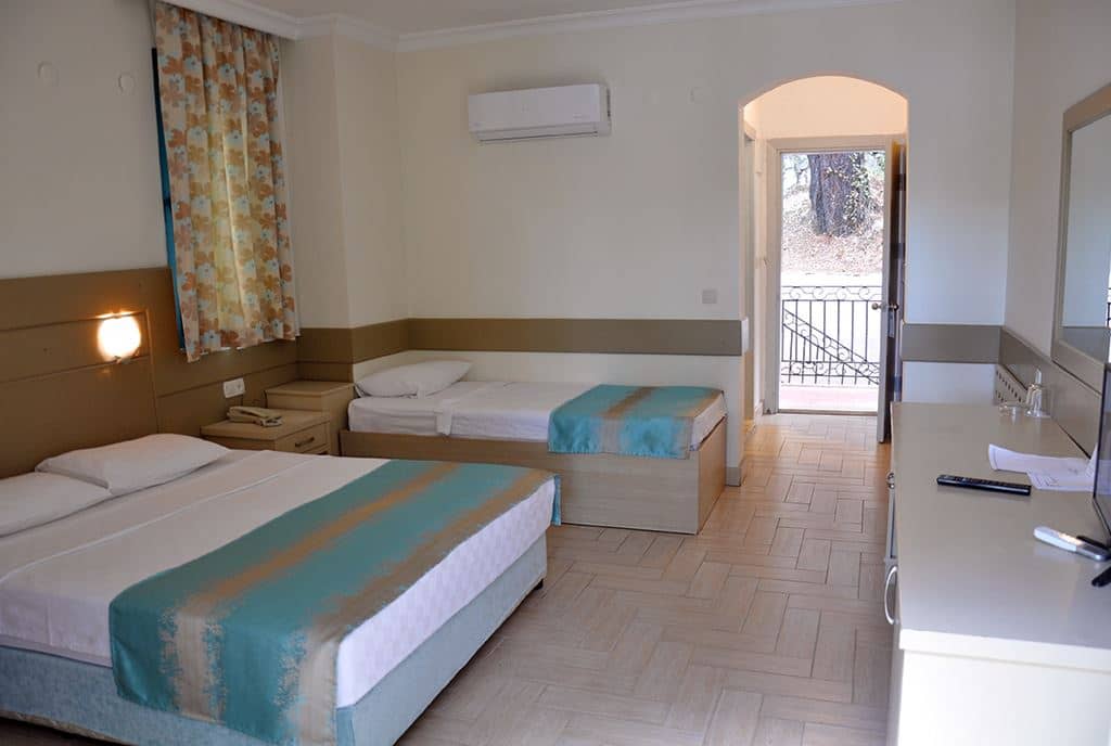 rooms-standard-room