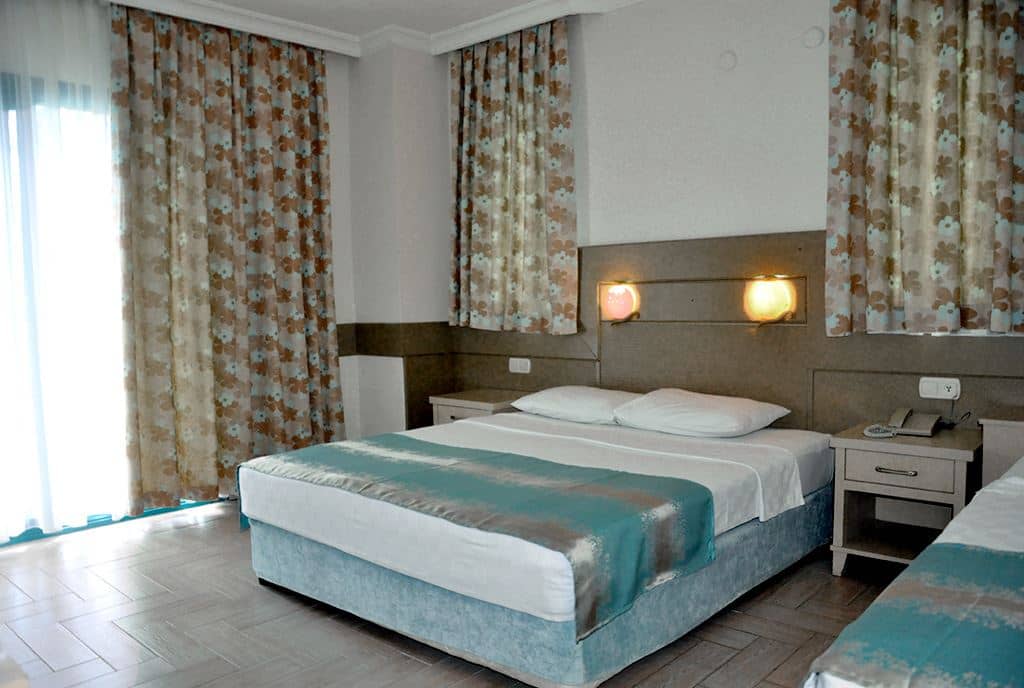 rooms-standard-room