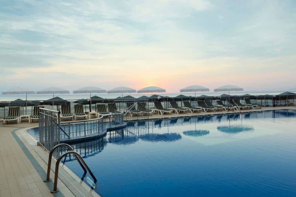 pools-outdoor-pool