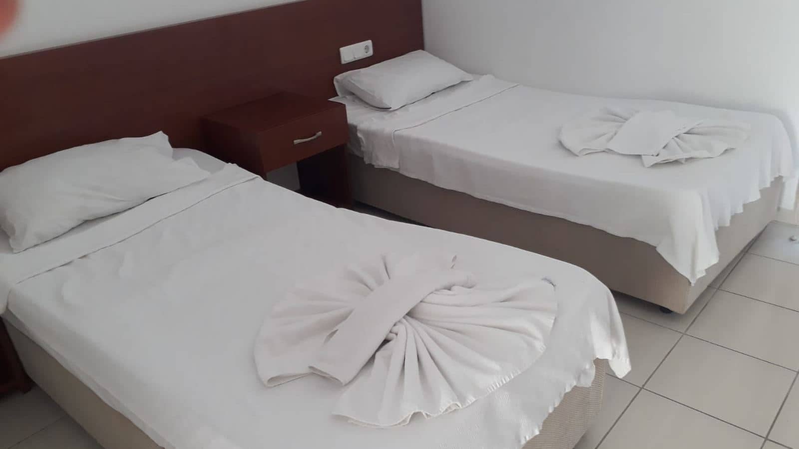 rooms-standard-room