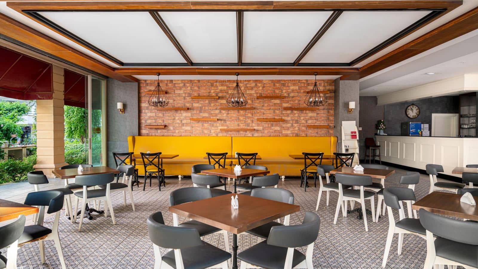bars-benjamin-cafe