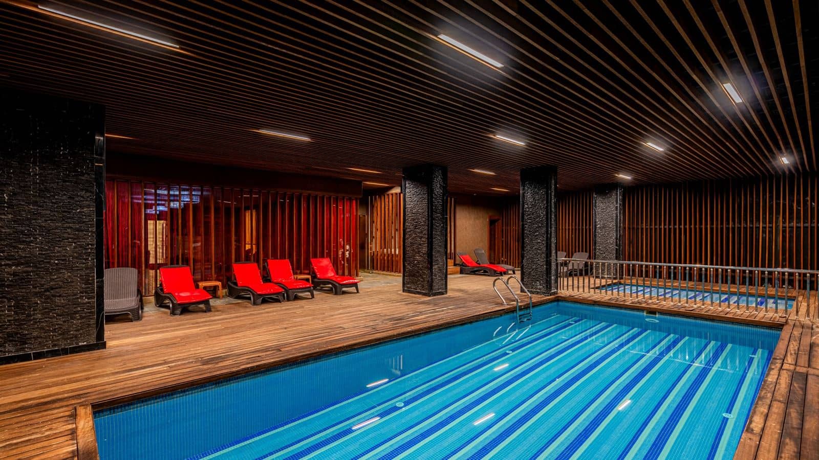 pools-indoor-pool