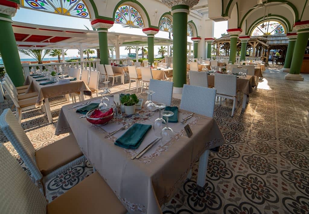 restaurants-la-perla-restaurant