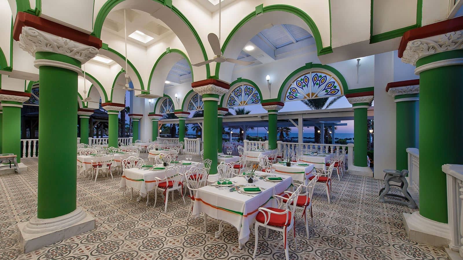 restaurants-la-perla-restaurant