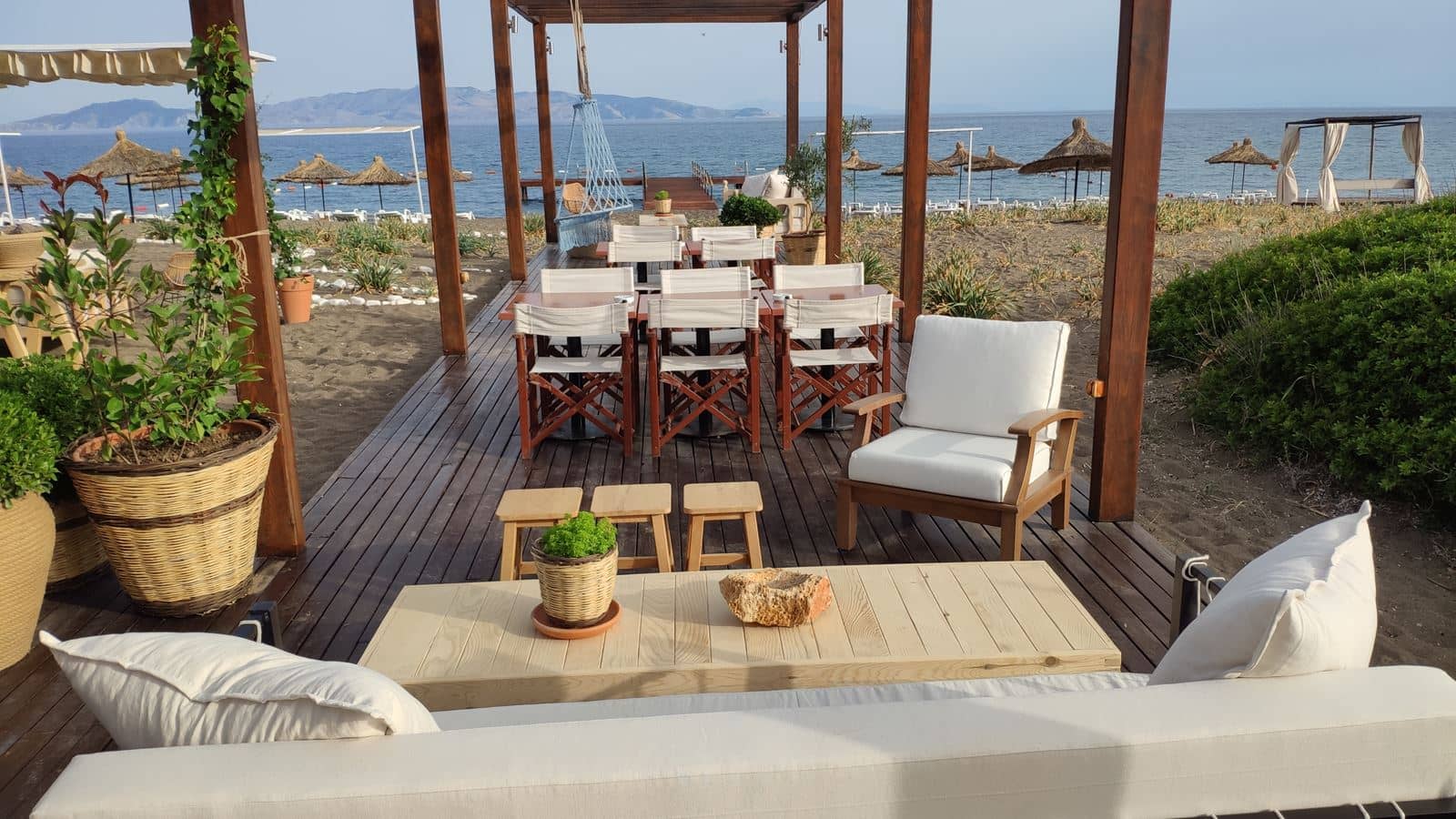 bars-beach-bar