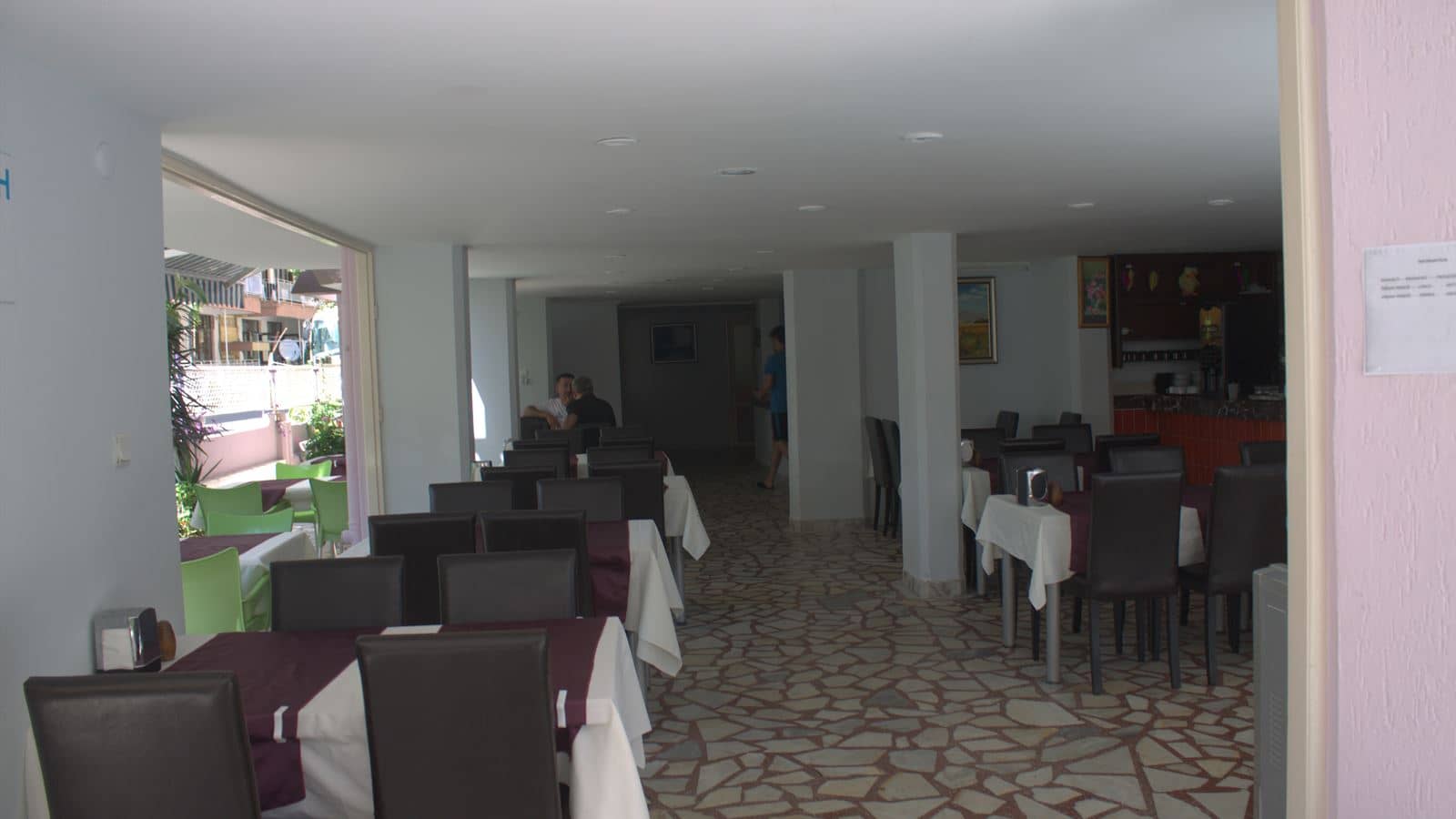 restaurants-main-restaurant