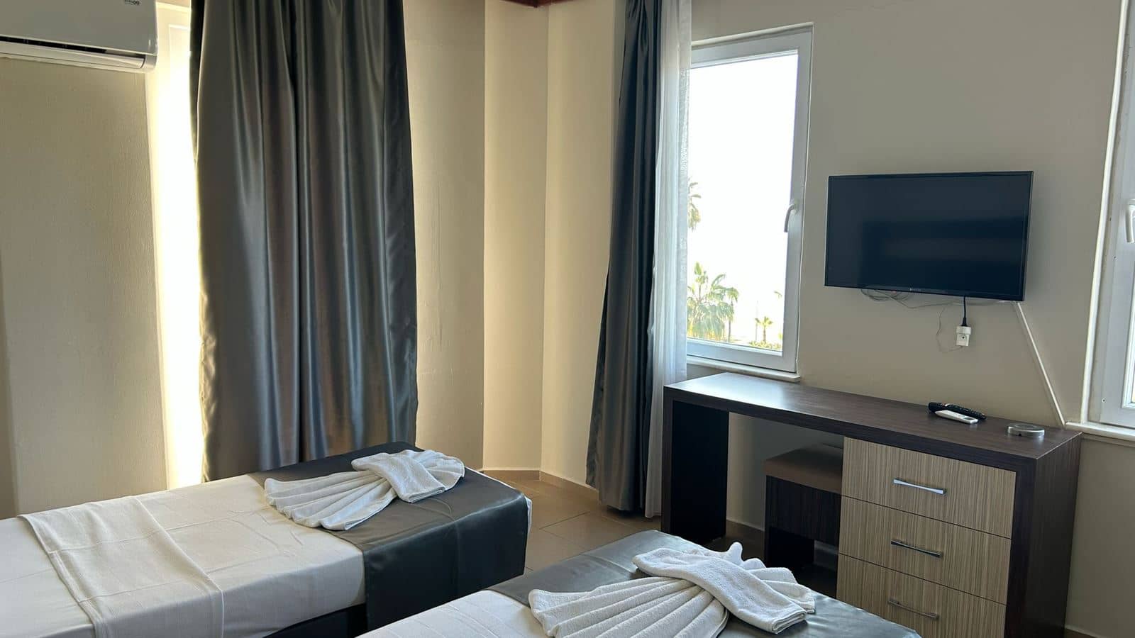 rooms-economy-room