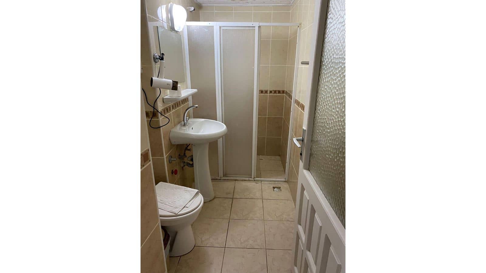 rooms-economy-room