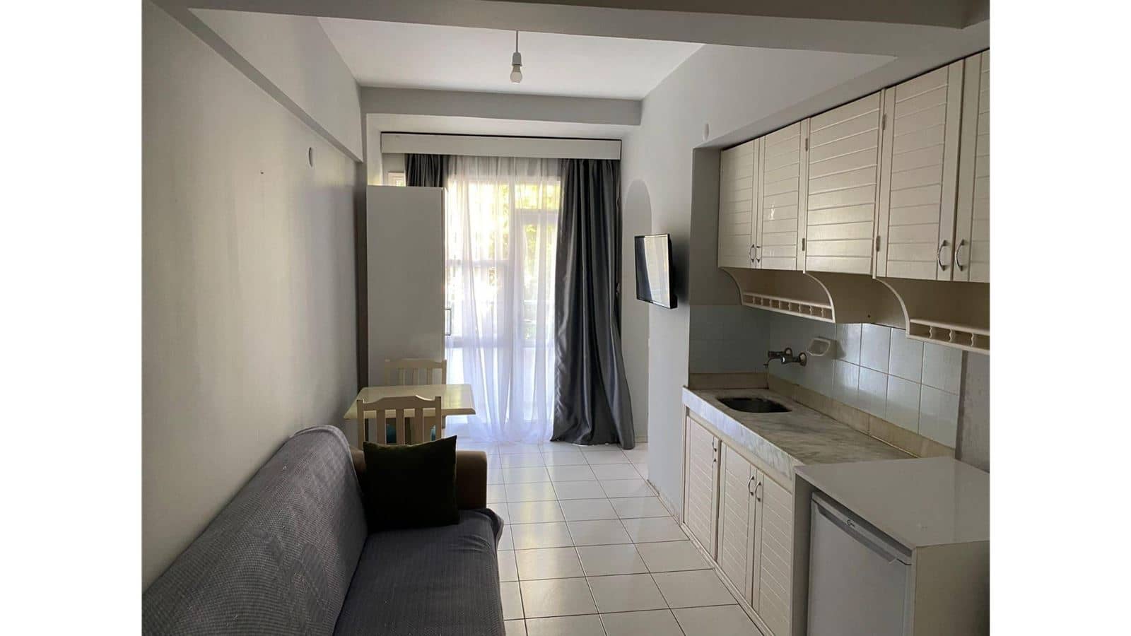 rooms-economy-triple-room