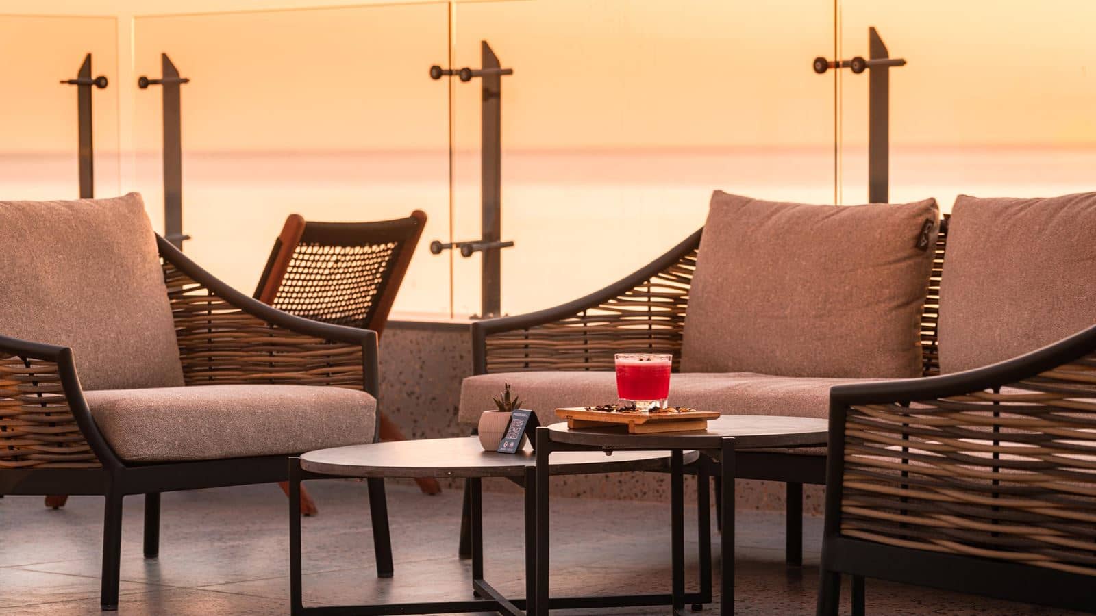 bars-breeze-bar