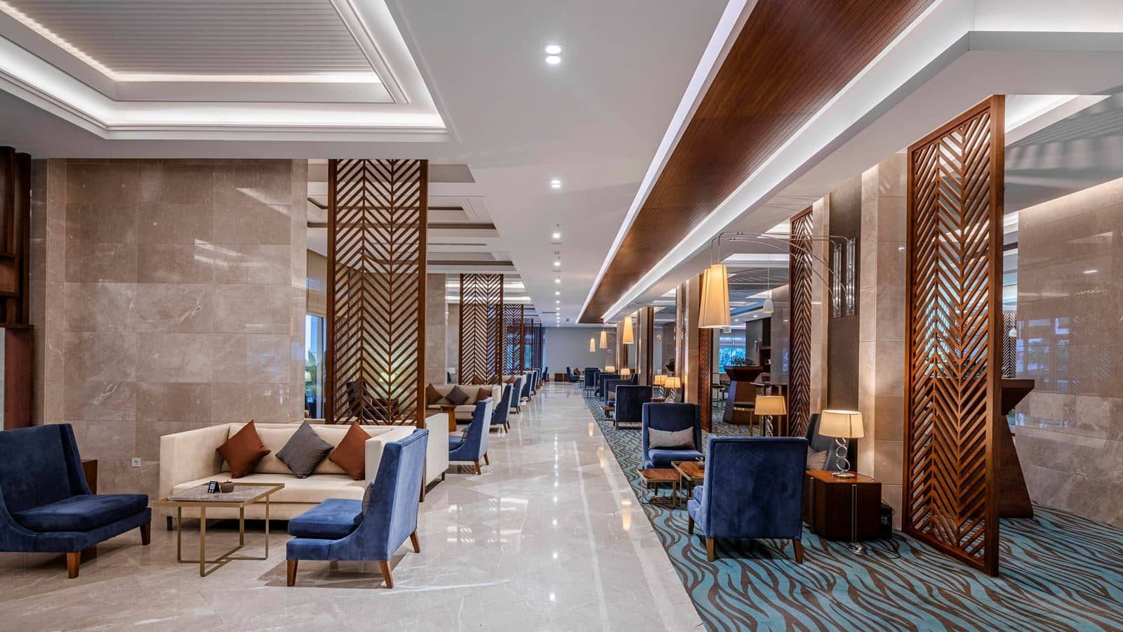 bars-lobby