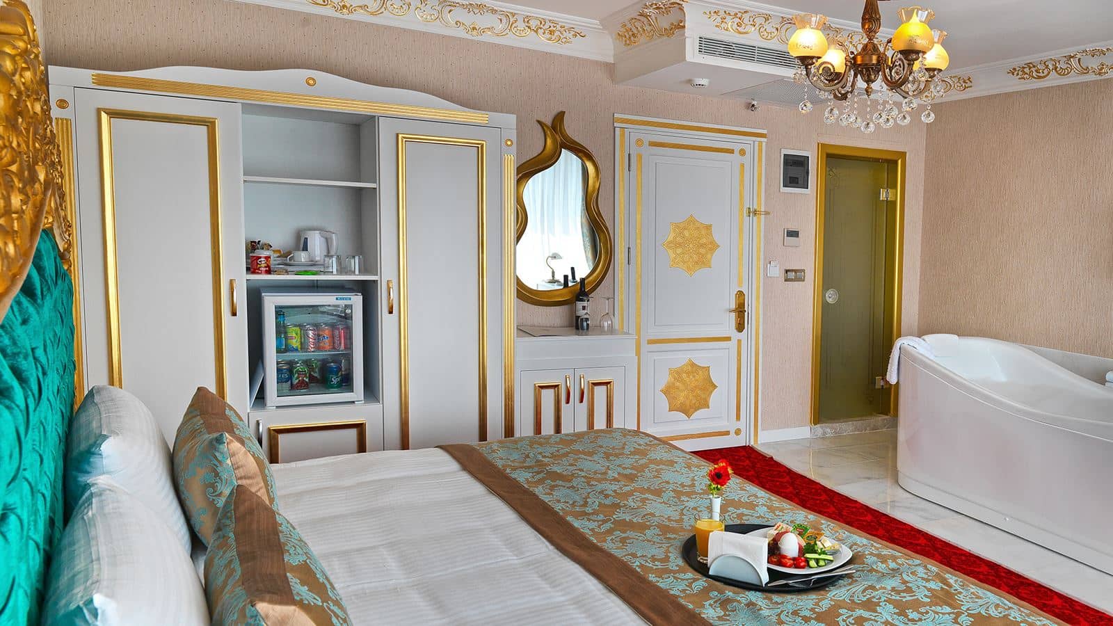 rooms-room-luxury-city-view