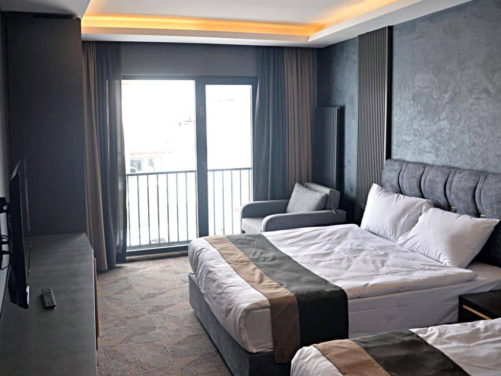 rooms-standard-room