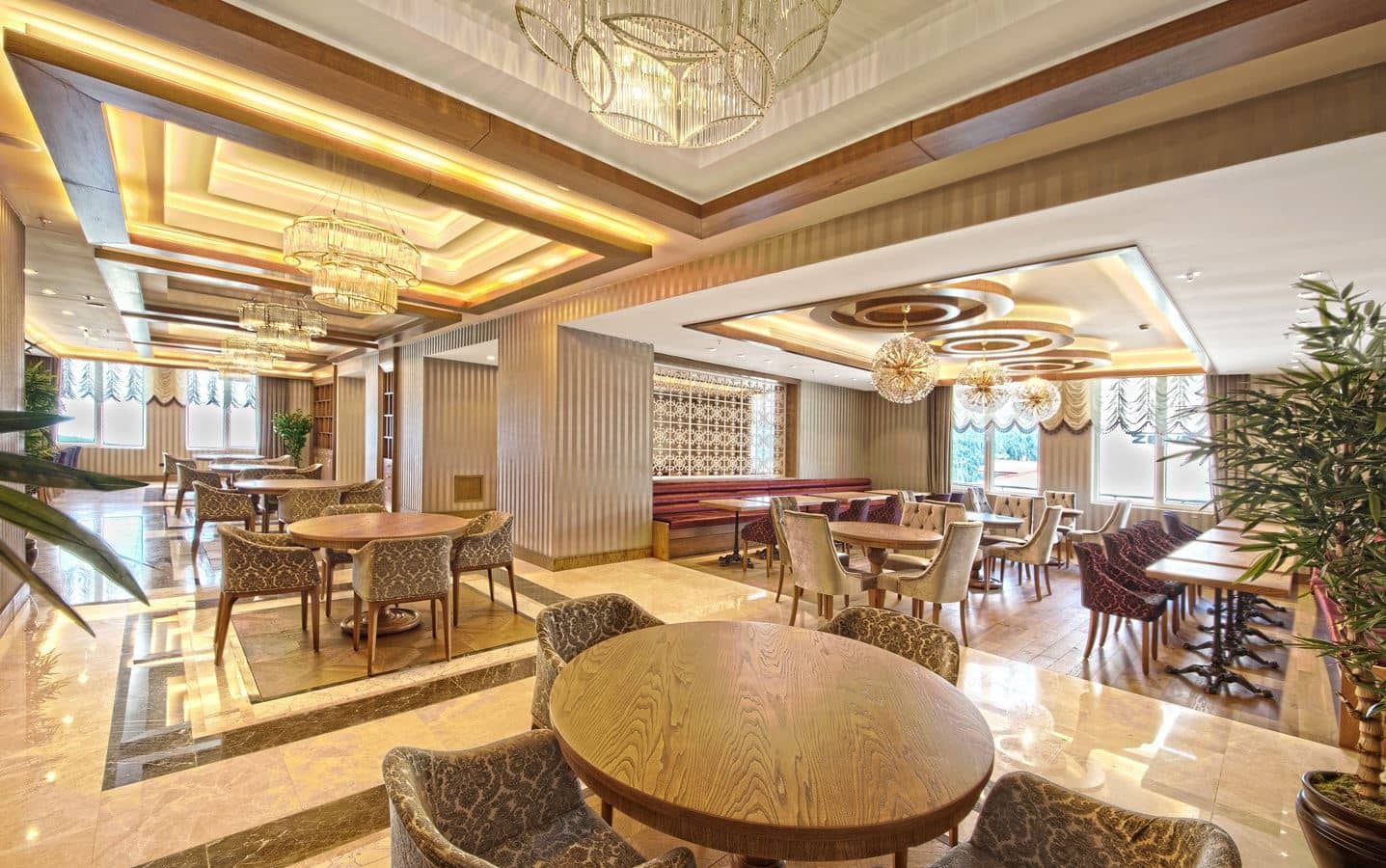 restaurants-nevi-sahane