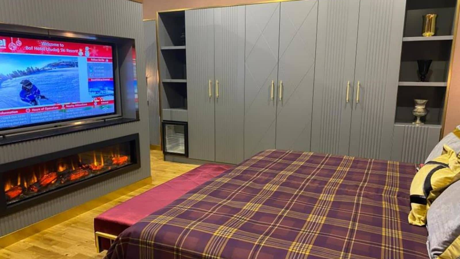rooms-loft-suit