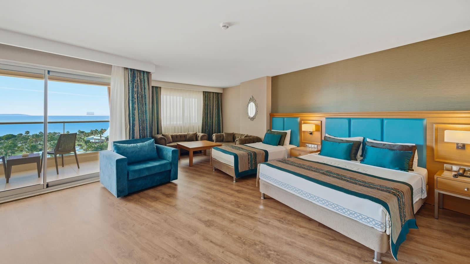 rooms-deluxe-junior-suite
