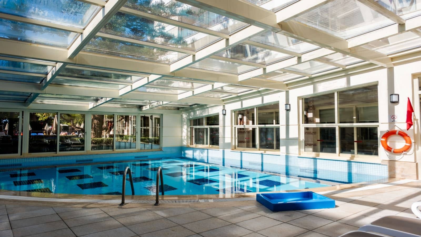 pools-indoor-pool