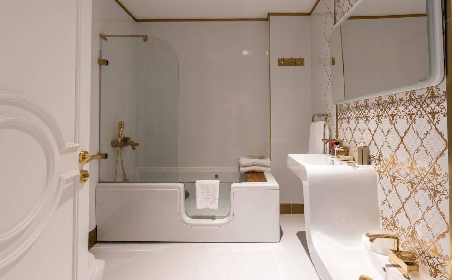 rooms-king-suite
