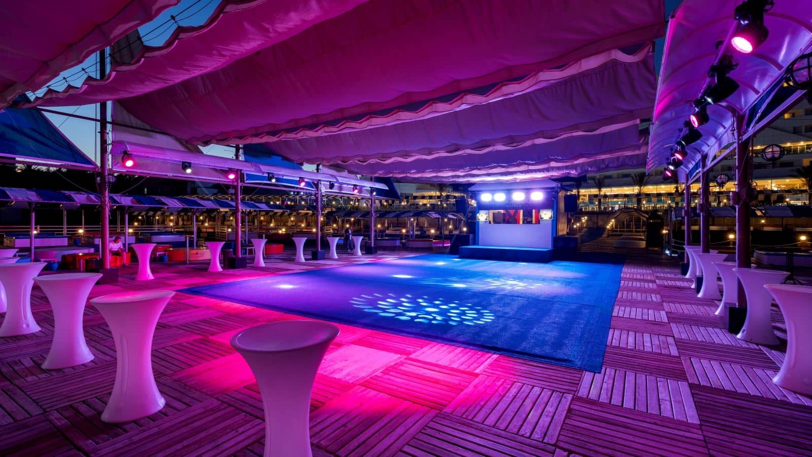 bars-night-club