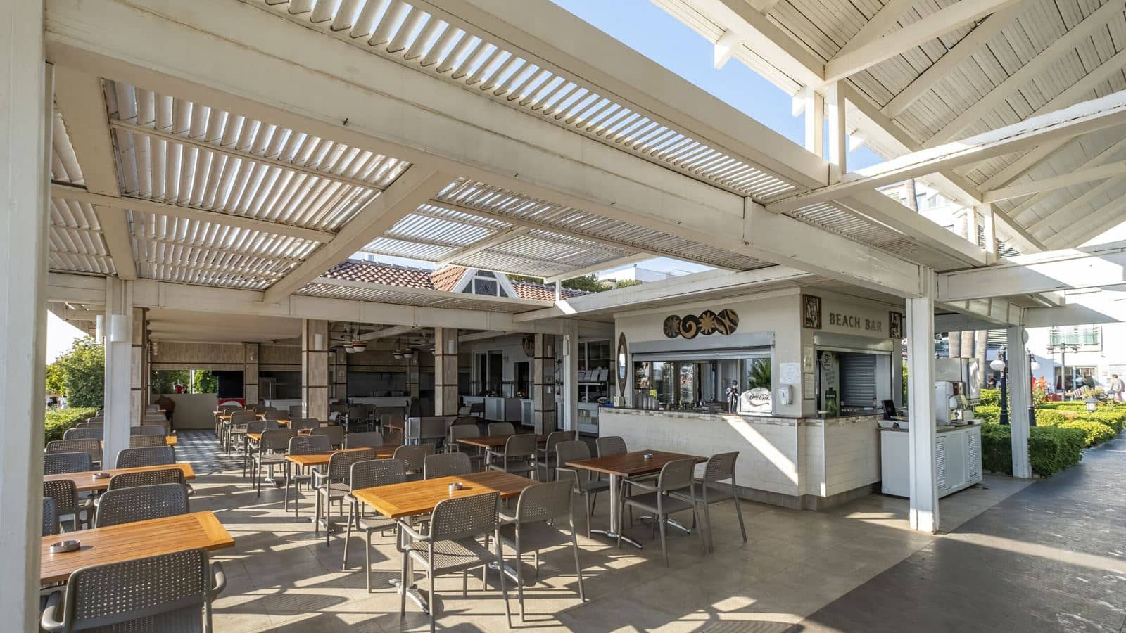 bars-beach-bar