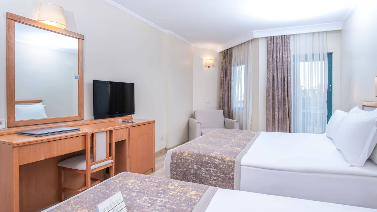 rooms-family-main-building