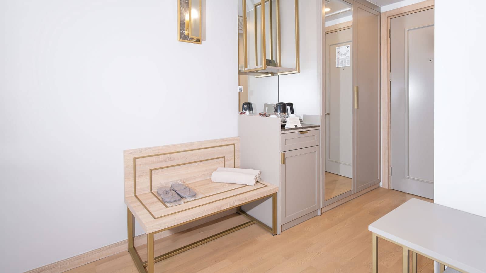 rooms-suite-room-sea-view