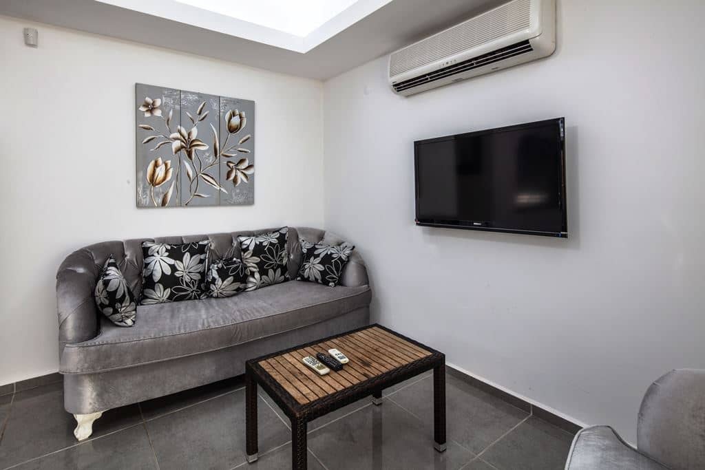 rooms-villa