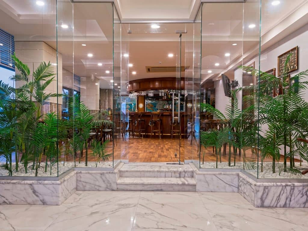 bars-lobby-bar