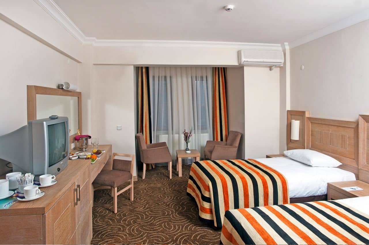 rooms-standard-room